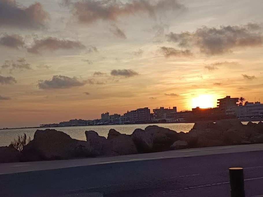Al Lado De Barcos Y Gran Playa. Appartement Santa Pola Buitenkant foto